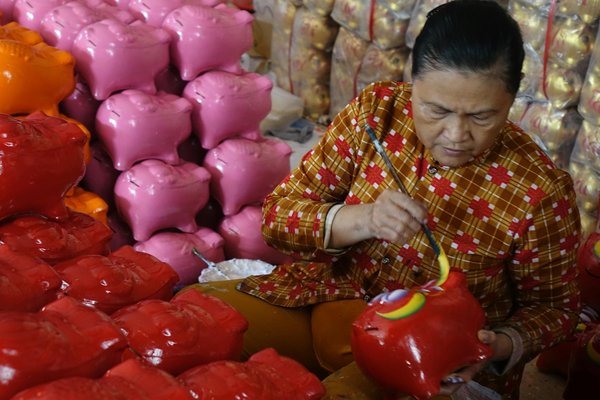 L'interdit bancaire et le surendettement : décryptage d'un cercle vicieux